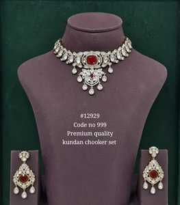 Conjunto de Collar y Pendientes Kundan 12929, Estilo Victoriano, Chapado, con Corte de Pera, para Mujer, Joyería Festiva para Bodas y Fiestas - Product Image 1