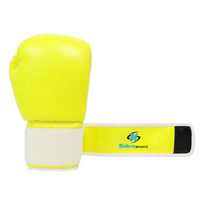 Fabrication professionnelle de gants de boxe pour l'entraînement sur sac de frappe, le kickboxing et l'usage en MMA, fabriqués au Pakistan. - Product Image 5