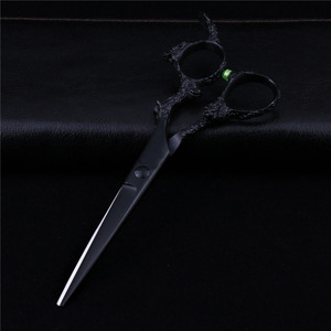 Ciseaux de coiffure professionnels noirs avec poignée ergonomique pour salon – Outils de modelage pour coiffeur et barbier - Product Image 5