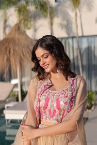 Lehenga prêt-à-porter entièrement brodé de perles, avec shrug et blouse cousus, prêt à porter pour les occasions spéciales. - Product Image 6