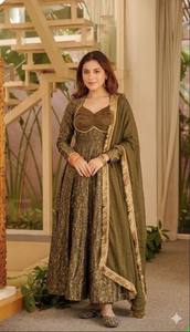 Conjunto de Vestido Anarkali Verde Oliva de Lujo con Dupatta de Tela, Vestido Étnico de Diseñador para Fiestas, Colección Festiva para Bodas - Product Image 1
