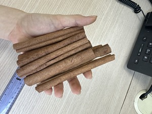 High Oil Scraped <b>Cinnamon</b> Sticks Premium Vietnam Cassia Bark for Bakery and Tea - Product Image 5