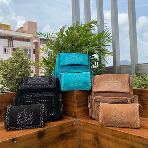 Nuevas mochilas informales Unisex y estuche de joyería para exteriores, cuero de ante genuino, botas deportivas de lujo para viajes, conjunto combinado de 2 piezas, bolsas - Product Image 4