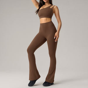 Ensemble de yoga et de fitness pour femmes, respirant et léger, de haute qualité, avec débardeur de sport et leggings très extensibles pour la salle de sport et le yoga au quotidien - Product Image 1