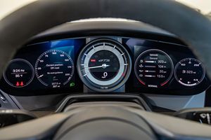 Porsches 911 Carrera 4 GTS Coupé 2024 Impecables, Listos para Enviar a Todo el Mundo - Product Image 2