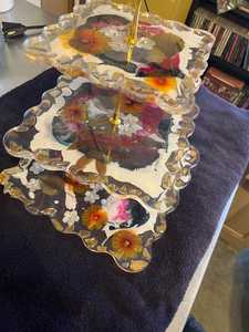 ฐานวางเค้กเรซิ่นทรงกลมสวยหรูสำหรับตกแต่งโต๊ะของหวาน - Product Image 2