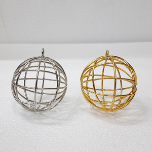 Ornements suspendus décoratifs de luxe à prix compétitif, finition or rose antique, boîte, Père Noël fait main, vente en gros - Product Image 3