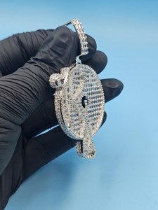 Colgante Personalizado de Plata 925 con Moissanita y Diamantes, Estilo Iced Out, para Regalos de Cumpleaños, Inspirado en Raperos de Hip Hop - Product Image 2