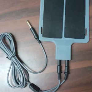 Plaque patient réutilisable avec câble et plaques de mise à la terre, plaque patient chirurgicale en silicone L&T avec câble - Product Image 1