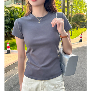 เสื้อยืดแขนสั้นคอกลมสีทึบสำหรับผู้หญิงทรงเข้ารูปลำลองผ้าฝ้ายเจอร์ซีย์สวมใส่ได้ในฤดูใบไม้ผลิฤดูร้อน - Product Image 2