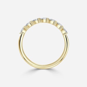 Bague de mariage de luxe en or jaune 14 carats avec sept pierres et diamant de 1 carat en forme de poire cultivé en laboratoire – Fournisseur de joaillerie fine - Product Image 2