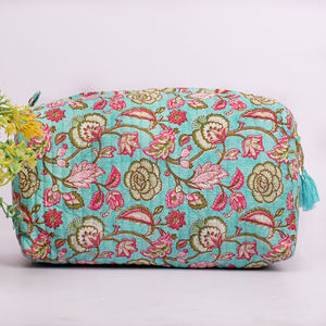 Sacs à maquillage de luxe unisexes en coton à imprimé floral, grande capacité, tendance, portables pour les voyages, pochette cosmétique réutilisable avec cordon de serrage - Product Image 3