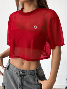 เสื้อยืดครอปตาข่ายแฟชั่นสำหรับผู้หญิง ขายส่ง รับทำโลโก้ แขนสั้น เสื้อผ้าสตรีทแวร์ฤดูร้อน เสื้อซ้อนทับ ผลิตโดยโรงงาน OEM - Product Image 3