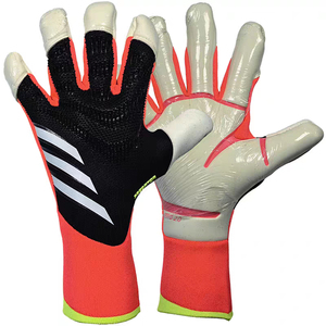 Gants de gardien de but de haute qualité, paume en latex à adhérence supérieure, bande de poignet sécurisée, ajustement confortable pour les professionnels et l'entraînement - Product Image 2