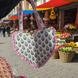 Sac fourre-tout tendance en coton coloré avec fermeture éclair, motif cœur, pour l'été, pochette de maquillage personnalisable, sac de rangement pour fille - Product Image 1