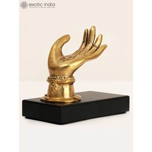 Sculpture de déesse en laiton de 4 pouces faite à la main sur support en bois pour la maison et les cadeaux Fabriqué en Inde - Product Image 1