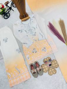 ชุดสาหรี่กะมีซปักลายสำหรับเด็กผู้หญิงจาก NiMa Creations ผ้าเครปธรรมชาติ ทรงปกติ ความยาวระดับเข่า แห้งเร็ว เหมาะสำหรับงานแต่งงานและงานปาร์ตี้ - Product Image 4