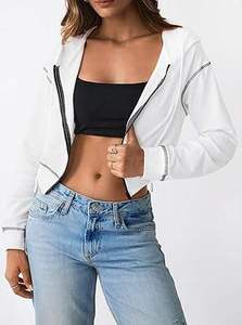 Sudadera con capucha corta informal de primera calidad para mujer, sudadera con capucha de forro polar de manga larga con ajuste cómodo y estilo moderno - Product Image 4