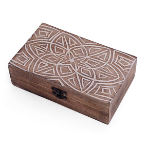 Caja de madera de mango macizo tallada a mano de diseño antiguo de primera calidad, joyero de madera para regalos, venta al por mayor de fábrica al mejor precio, único - Product Image 1