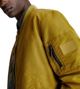 Blousons Bomber en Gros avec Logo Personnalisé – Blousons Aviateur Décontractés Tendance pour Hommes – Blousons Bomber en Nylon Coupe Ample - Product Image 4