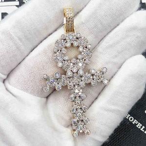 Collar con Colgante de Diamantes de Alta Gama Estilo Hip Hop, con Micro Pavé de Moissanita, Joyería Rap para Hombre, para Usar en Fiestas - Product Image 1