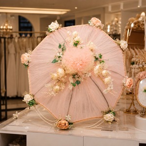 Parapluie de Mariage Floral de Luxe pour Cérémonie, Auvent Décoratif Rose à Fleurs pour Allée Nuptiale - Product Image 3