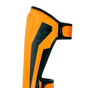 Espinilleras de boxeo de alta calidad, fabricadas profesionalmente en cuero para adultos. - Product Image 5