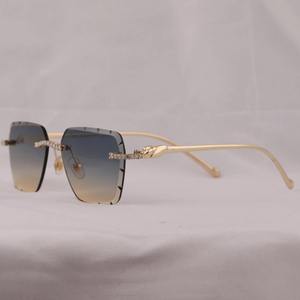 Gafas de Sol de Lujo con Montura de Diamantes, Lentes Degradadas Ligeras con Protección UV, Gafas de Diseño de Moda - Product Image 6