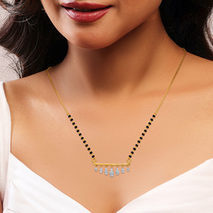 Élégant collier mangalsutra GLEAMORA ENTERPRISE plaqué or rose 14 carats or jaune certifié IGI pour femme, chaîne à perles noires, coupe géométrique - Product Image 4