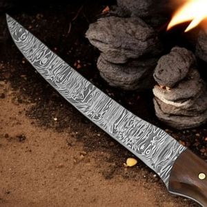 Couteaux de chasse personnalisés avec manche décoratif, lame fixe tranchante et étui de rangement en cuir pour le camping, la chasse et les activités de plein air - Product Image 4