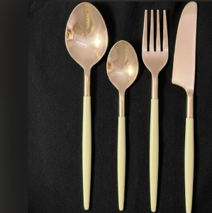 Ensemble de couverts de luxe en acier inoxydable plaqué or champagne avec manche jaune pour la vaisselle, durable pour un usage quotidien - Product Image 1
