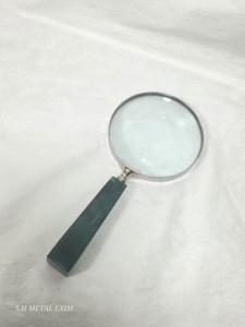 Loupe de poche avec poignée en résine marbrée vert émeraude, loupe de bureau décorative vintage pour le bureau et la lecture - Product Image 5