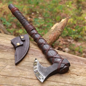 Hacha Vikinga Tomahawk, Cabeza de Acero Forjado, Mango de Madera, Herramienta de Supervivencia de Grado Industrial de Lujo, Diseño Celta Decorado - Product Image 2