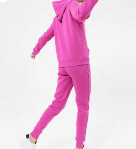 ชุดวอร์มผู้หญิงคุณภาพสูง ผ้าคอตตอนหนา 100% แห้งเร็ว ระบายอากาศได้ดี เสื้อฮู้ด กางเกงขายาว รับสกรีนโลโก้ ไซส์พลัส - Product Image 2