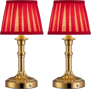 Lampe de table en métal design contemporain avec abat-jour ajouré et accent en verre fumé pour maisons modernes - Product Image 3