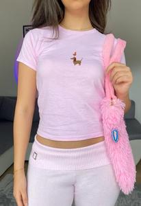 Camiseta de manga corta de algodón rosa claro con bordado de perro Dachshund con sombrero de cóctel, cuello redondo, top corto para mujer, ropa urbana - Product Image 1