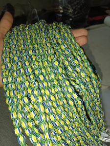 Perles de verre jaunes à rayures chevron, perles artisanales pour la fabrication de bijoux, designs tribaux et créatifs - Product Image 5