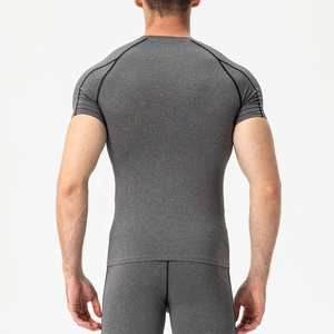Camiseta Deportiva de Manga Corta para Hombre, Cuello Redondo, Ajustada, de Secado Rápido, Tejido de Punto, Color Gris Sólido, Poliéster, Ropa Deportiva de Excelente Calidad - Product Image 5