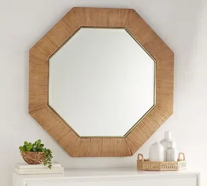 Marco de espejo de pared de madera en estilo escandinavo con tonos naturales y bordes lisos para una decoración interior moderna y elegante. - Product Image 1