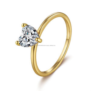 Anillo de compromiso de moissanita con corte de corazón, anillo nupcial solitario en tono dorado, joyería romántica para boda, regalo clásico y elegante para mujer - Product Image 1