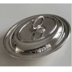 Plato para Mantequilla de Acero Inoxidable Plateado de Lujo con Tapa de Cúpula Festoneada, Elegante Plato Individual para Mantequilla para Comidas Elegantes - Product Image 2