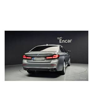 BMW Série 5 530i Luxe Juin 2023 27 612 km Norme d'émission Euro V Volant à gauche Boîte de vitesses automatique - Product Image 4