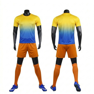 Maillot personnalisé à manches courtes, short respirant, uniforme personnalisé pour joueurs, tenue de match thaïlandaise, kits de football professionnels imprimés pour hommes - Product Image 3