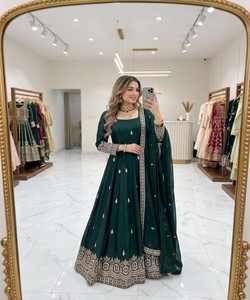 Vestido de Noche con Bordado Verde y Lentejuelas, Dupatta, Ropa de Boda para Mujer, Estilo Indio Elegante 86084 WW-:1274 - Product Image 1