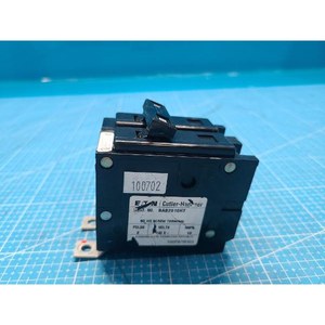 Interruptor de Circuito Atornillable CUTLER-HAMMER BAB2010HT Usado Como Está, Piezas de Equipos Semiconductores Legacy - Product Image 1