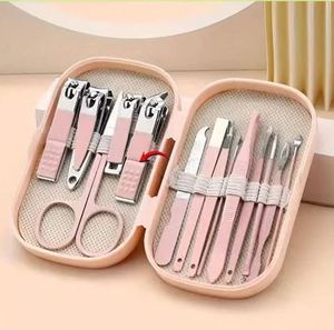 Kit de manucure et pédicure 14-en-1 professionnel en acier inoxydable pour hommes et femmes – Coupe-ongles, ciseaux, lime et outils pour cuticules - Product Image 2