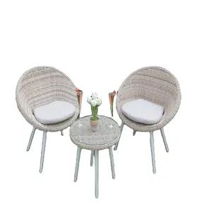 This 2-seater Poly rattan coffee set is ideal for lounging outside in smaller spaces like balconies where you can enjoy a drink