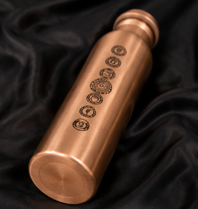 Botella de Cobre Hecha a Mano para Hidratación con 7 Chakras, Botella de Cobre Hermética, Botella de Cobre Hecha a Mano con Acabado Liso - Product Image 2