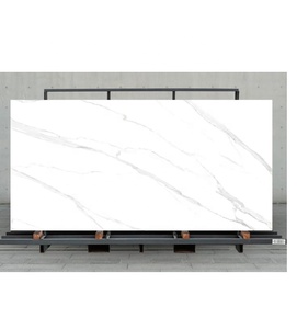 Carreaux muraux intérieurs de haute qualité KC 15 mm, durables, antidérapants, résistants aux acides, en porcelaine brillante, design minimaliste - Product Image 1
