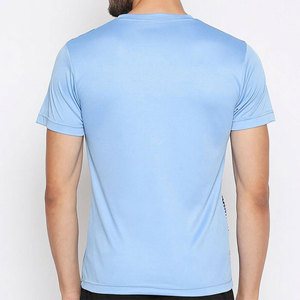 T-shirt décontracté pour homme en tissu sublimé durable, manches courtes, col rond, pour usage régulier et style moderne - Product Image 2